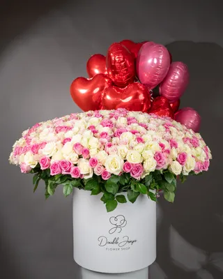 Gift set Rosy Skittles delivery in Dubai