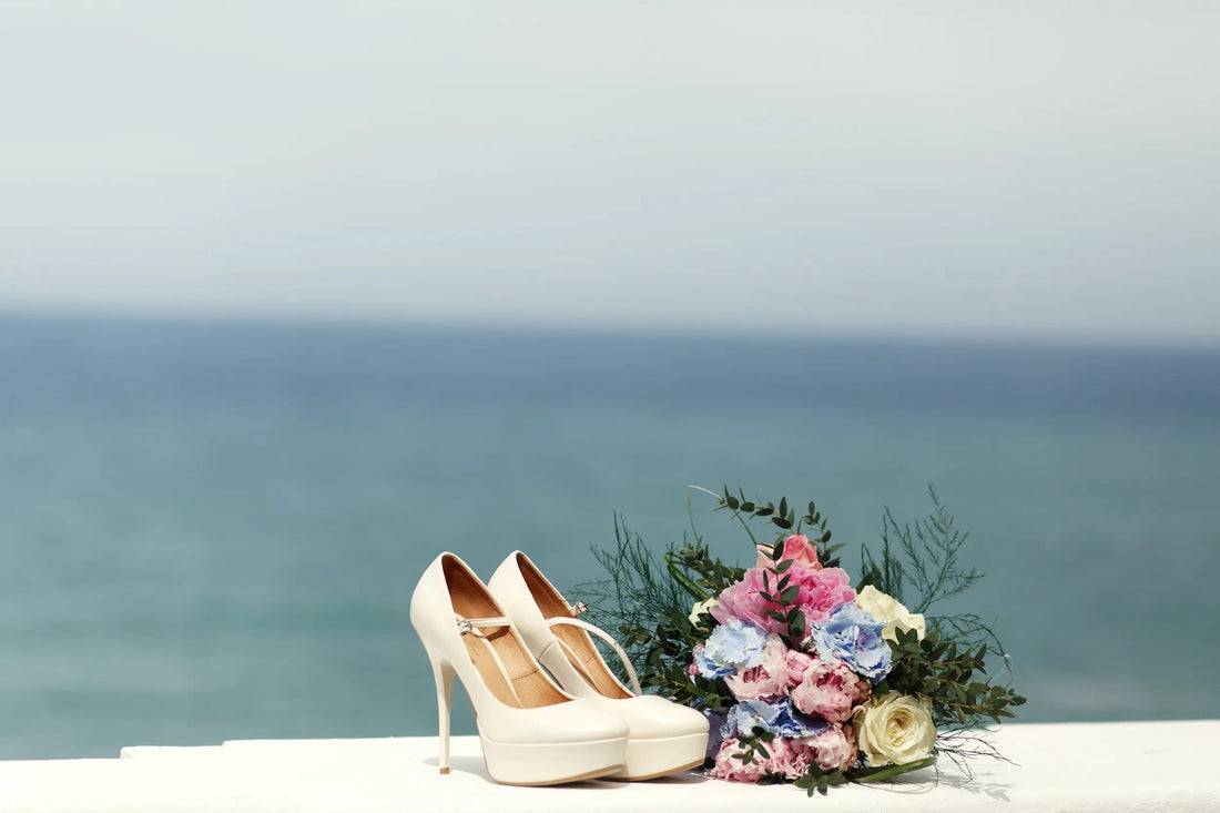Weddings in Dubai - Most Popular Flowers for Bridal Bouquet - DJ flowers