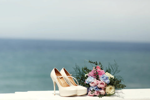 Weddings in Dubai - Most Popular Flowers for Bridal Bouquet - DJ flowers