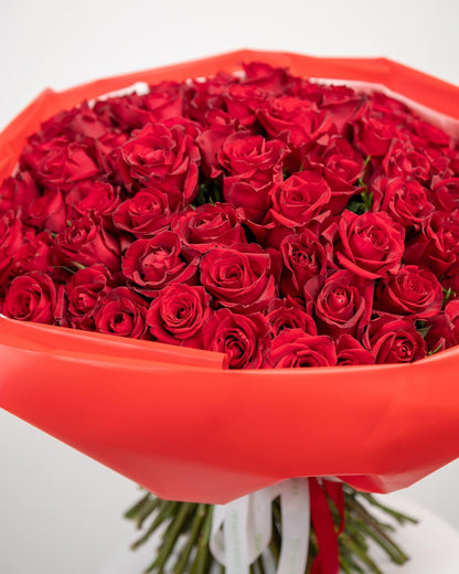 100 red roses bouquet Rose Magic - DJ flowers