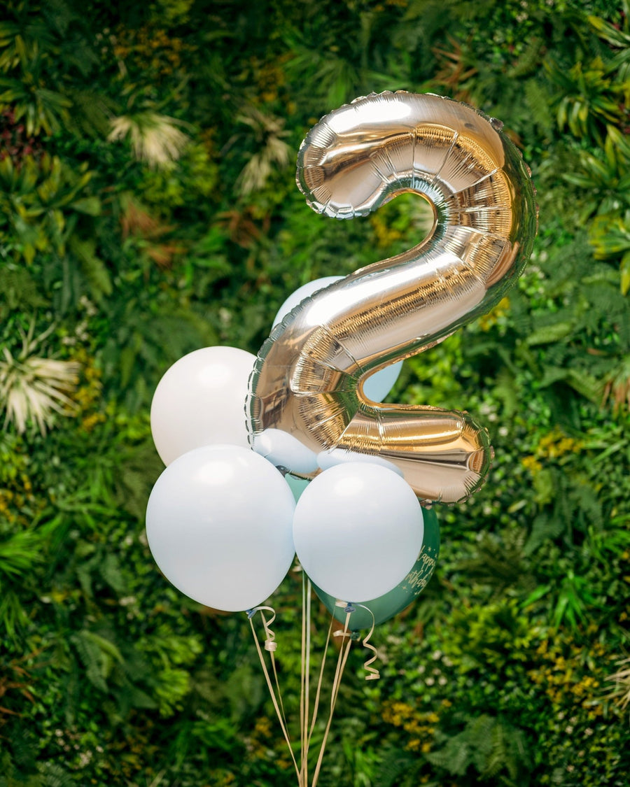 فكرة بالونات لعيد الميلاد