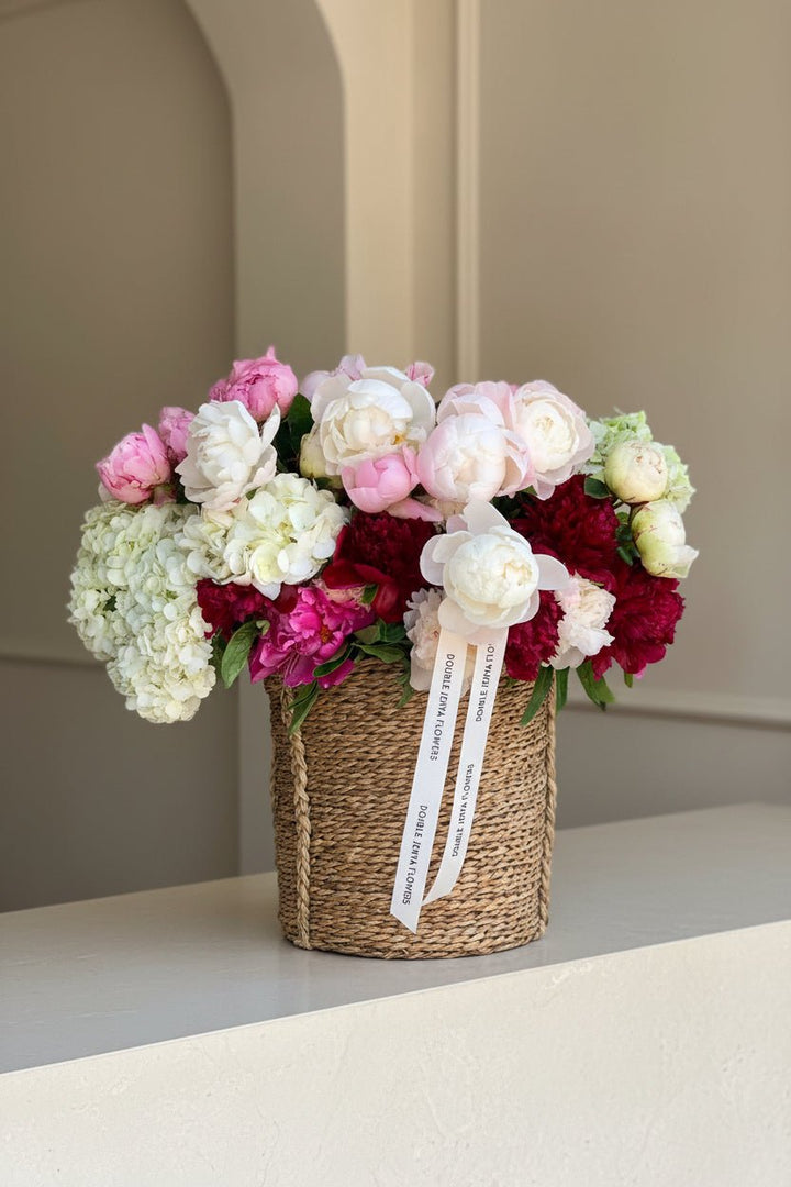 Basket arrangement Auroraflow - DJ flowers
