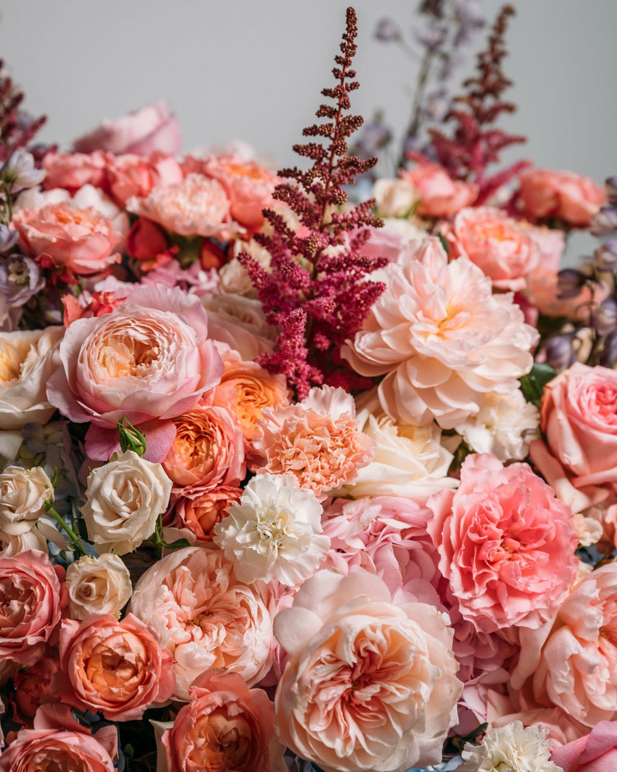 Basket arrangement Blossom Paradise - DJ flowers