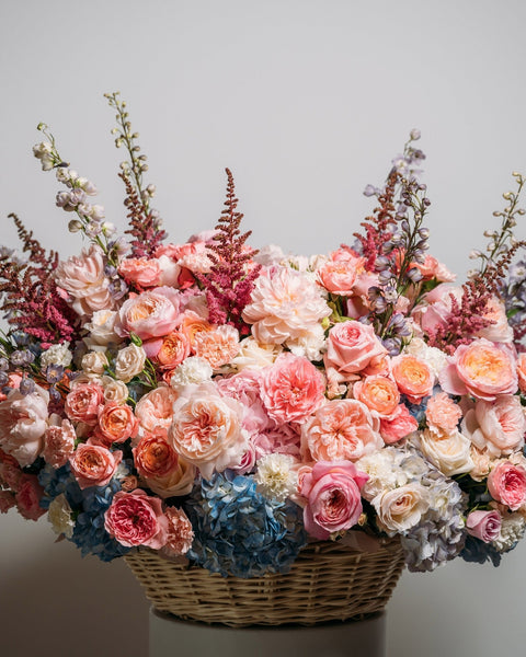 Basket arrangement Blossom Paradise - DJ flowers