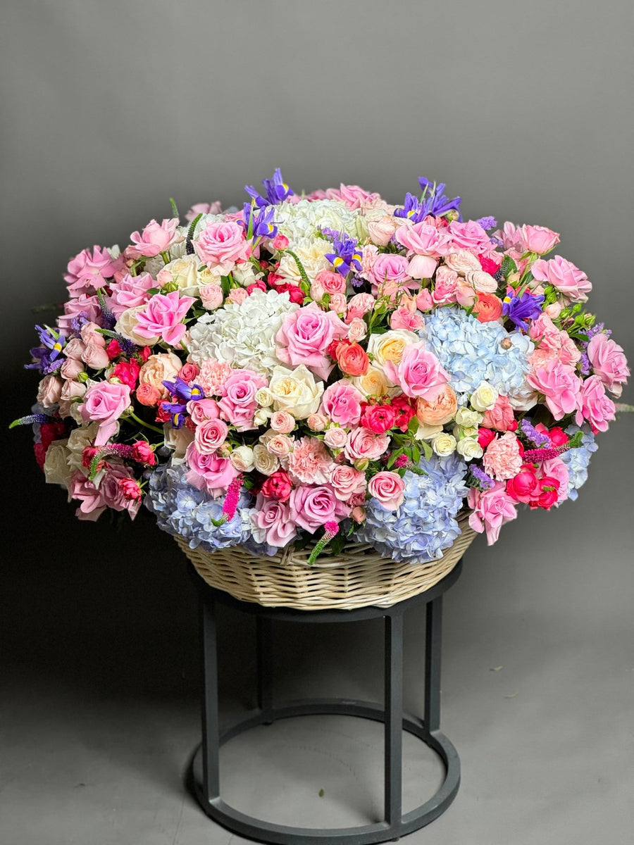 Basket arrangement Eden Magic - DJ flowers