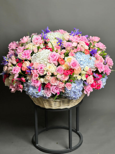 Basket arrangement Eden Magic - DJ flowers