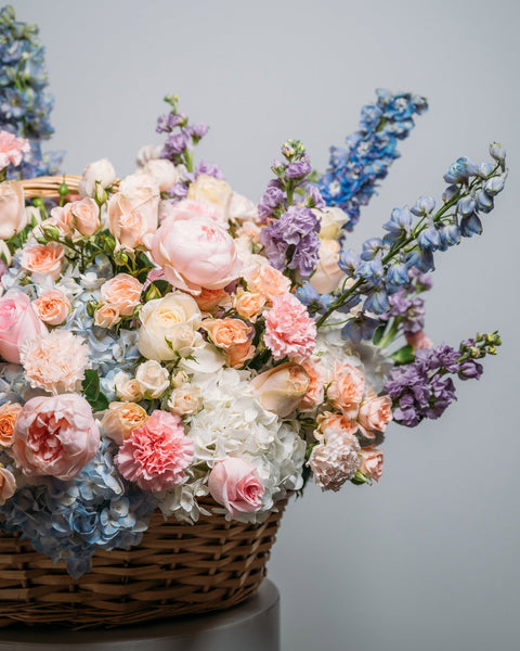 Basket arrangement Wonderful day - DJ flowers