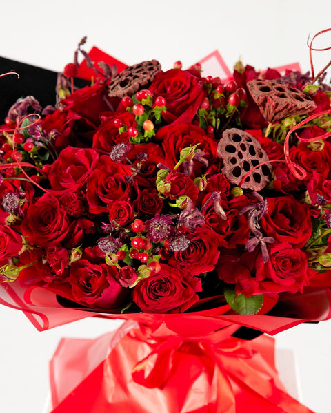 Bouquet of flowers On fire - DJ flowers
