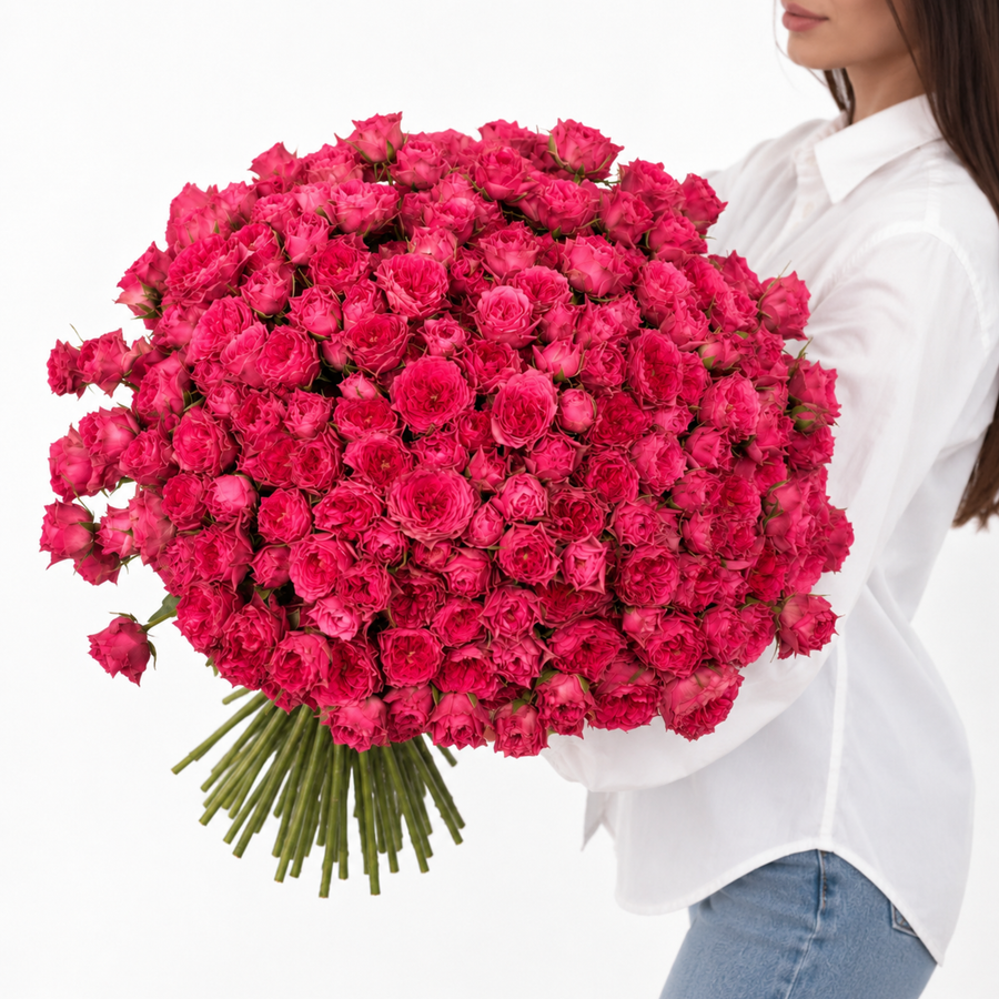 Garden spray rose bouquet in deep pink, Sillage - DJ flowers