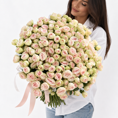 Storybook — Garden spray rose bouquet - DJ flowers