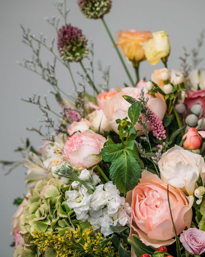 Box arrangement Blossom Feast - DJ flowers