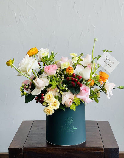 Box arrangement For best moments - DJ flowers