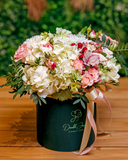 Box arrangement Make Her happy - DJ flowers