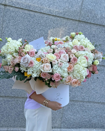 Box arrangement Sugar Blossom - DJ flowers