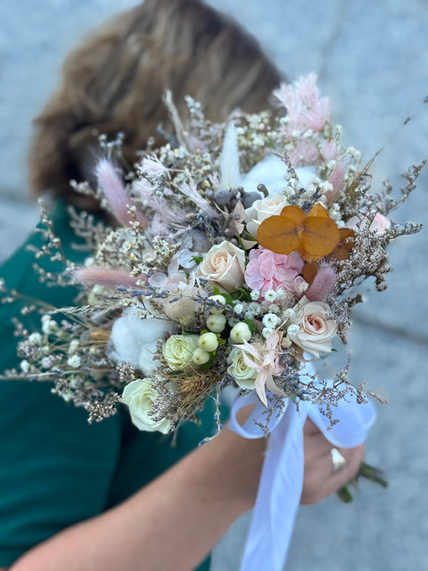 Bridal bouquet Beloved Bliss - DJ flowers