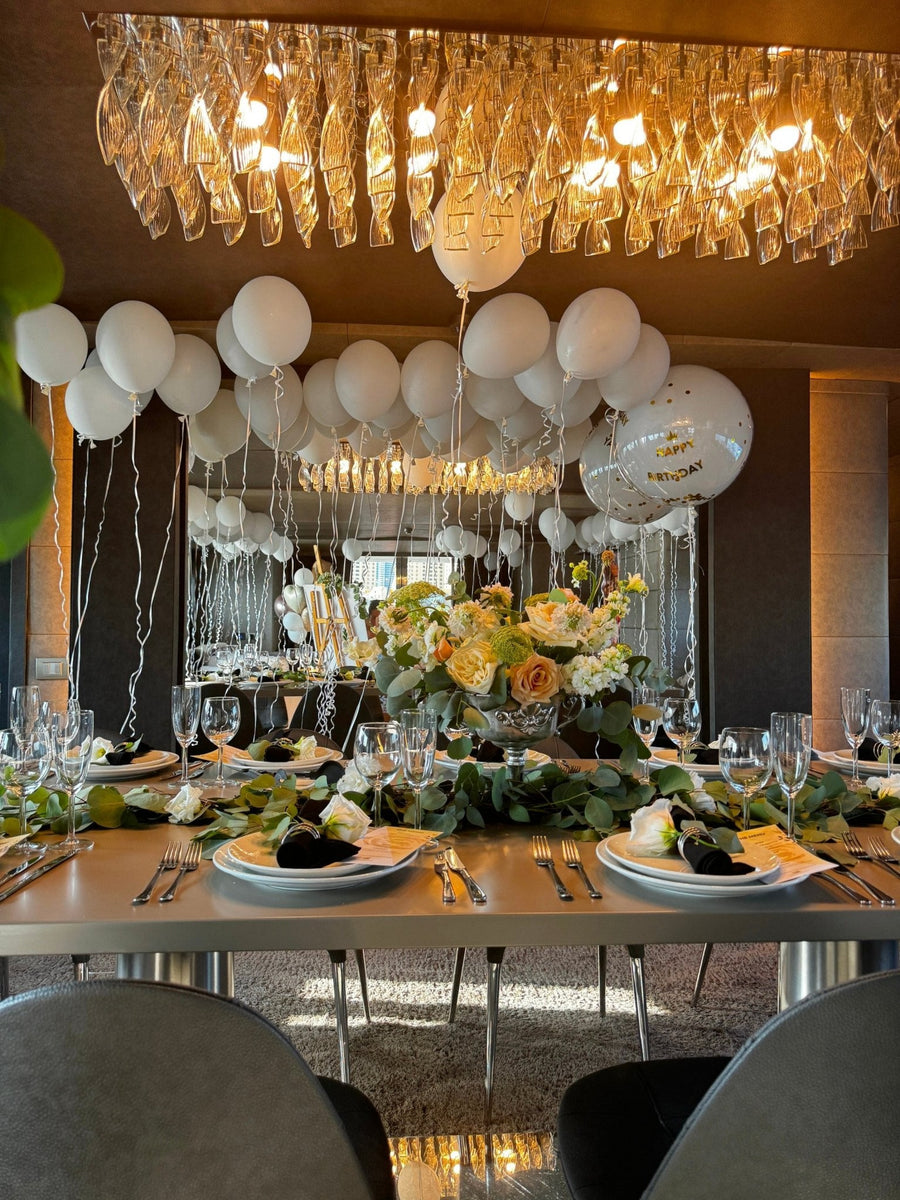 Celebration Atmosphere by Design: helium balloon decoration - DJ flowers