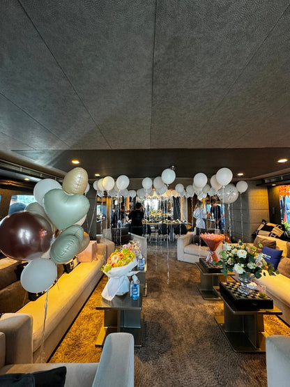 Celebration Atmosphere by Design: helium balloon decoration - DJ flowers