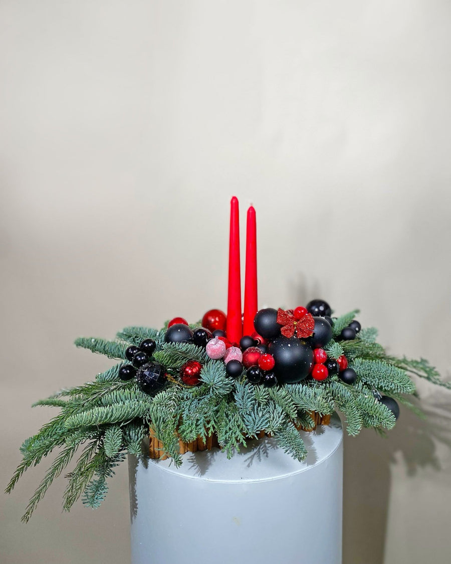 Christmas table centerpiece Red and Black Enchantment - DJ flowers