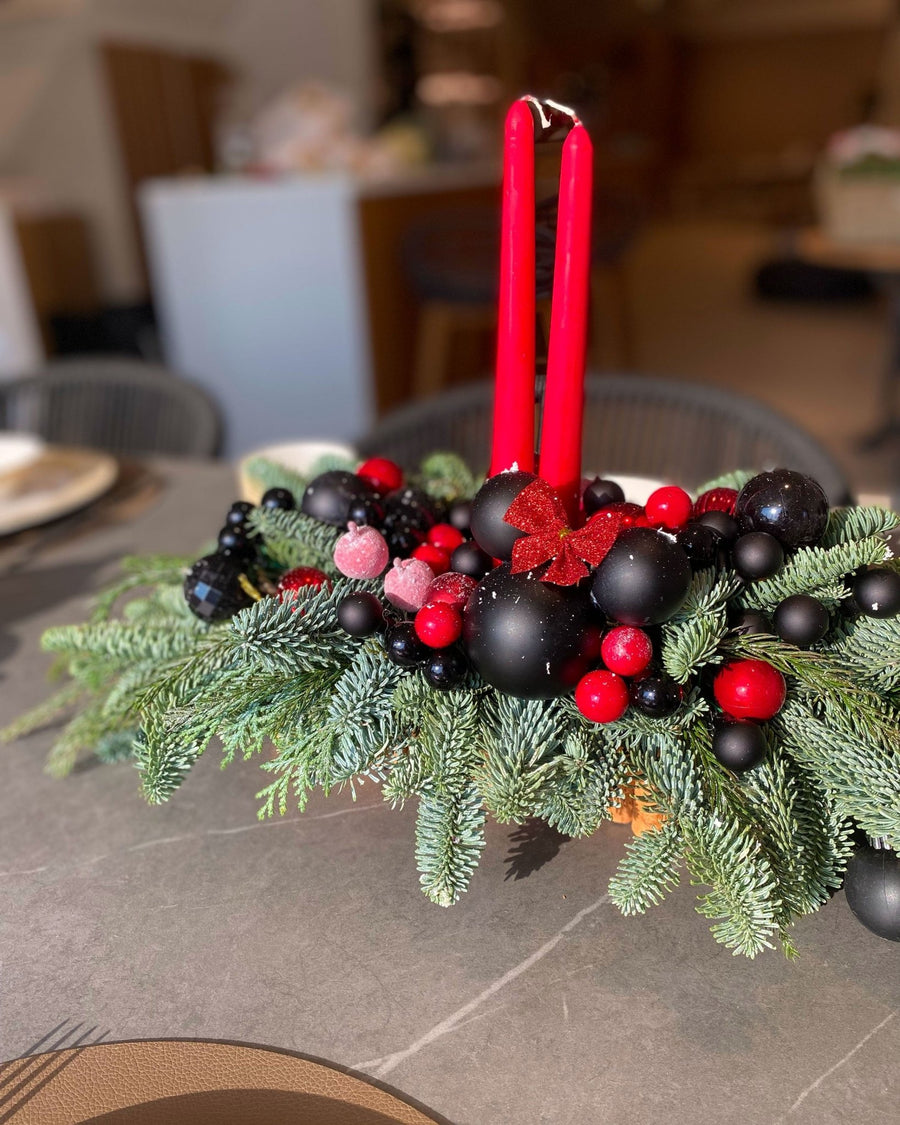 Christmas table centerpiece Red and Black Enchantment - DJ flowers