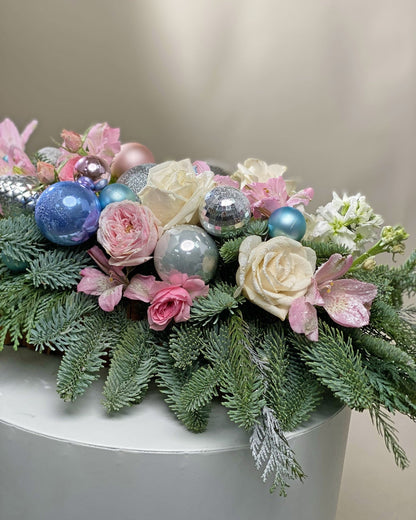 Christmas table centerpiece Winter’s Embrace - DJ flowers