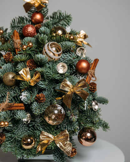 Christmas tree Bronze lights (size S) - DJ flowers