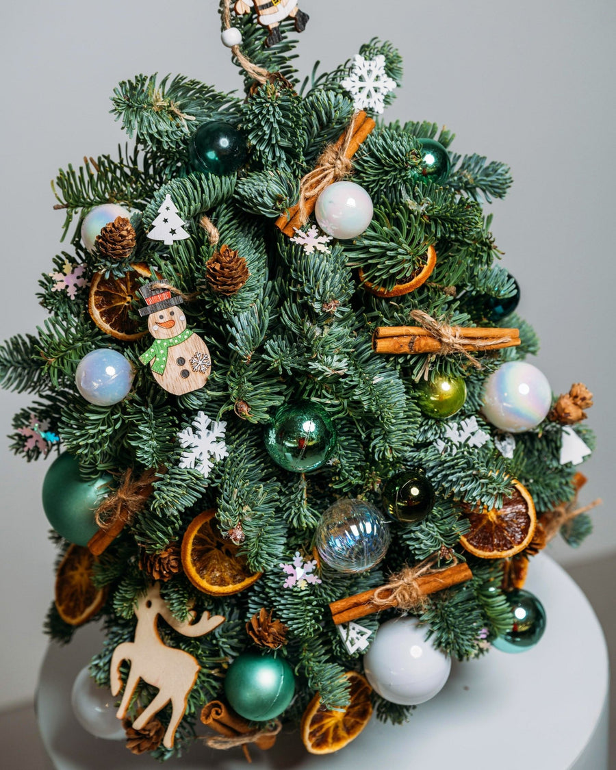 Christmas tree Green Lights (size M) - DJ flowers