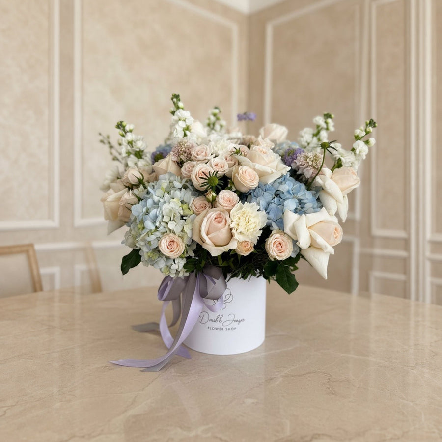 Flower box arrangement Chicory - DJ flowers