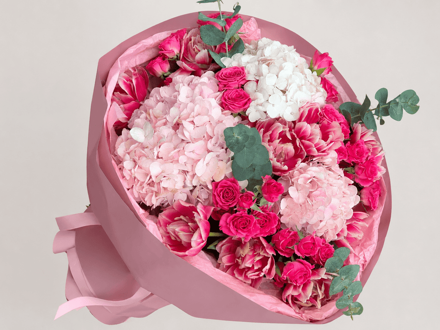 Mixed bouquet with tulips Rose Macaron - DJ flowers