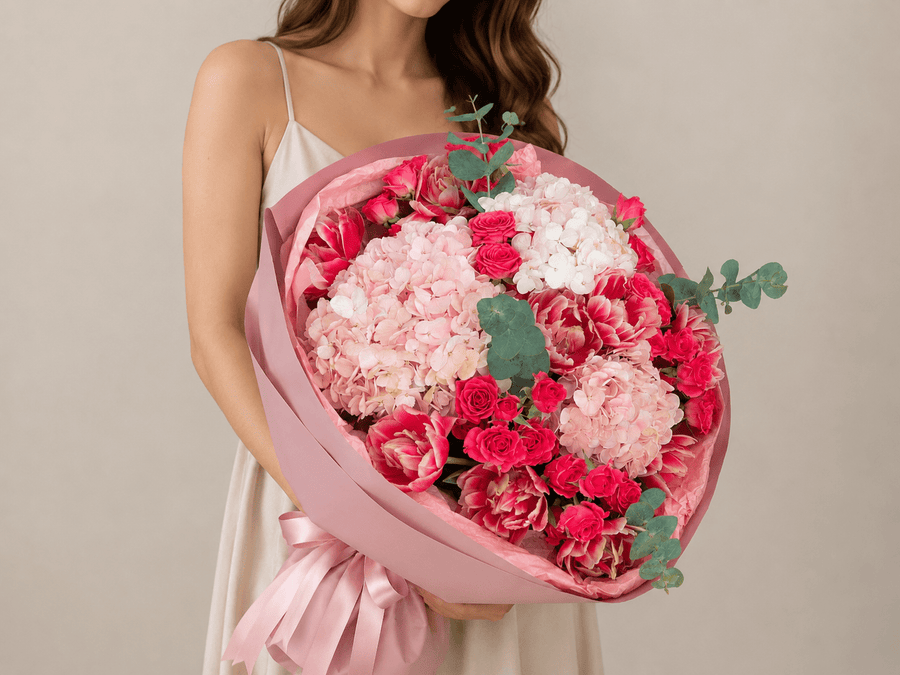 Mixed bouquet with tulips Rose Macaron - DJ flowers