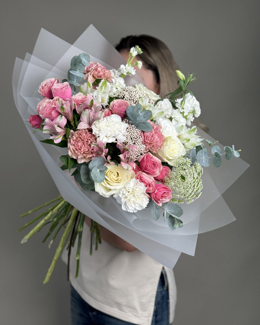Mixed flower bouquet Urban Bloom - DJ flowers