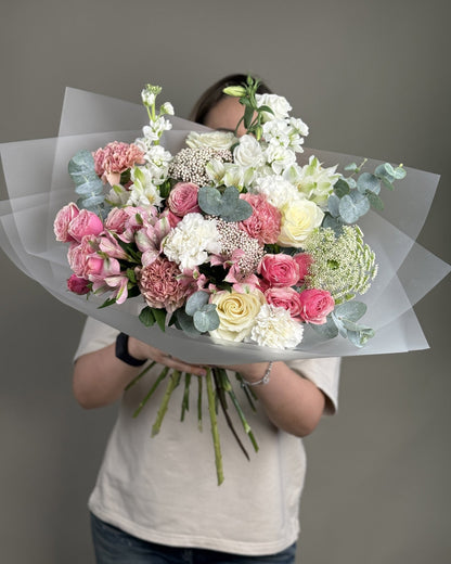 Mixed flower bouquet Urban Bloom - DJ flowers