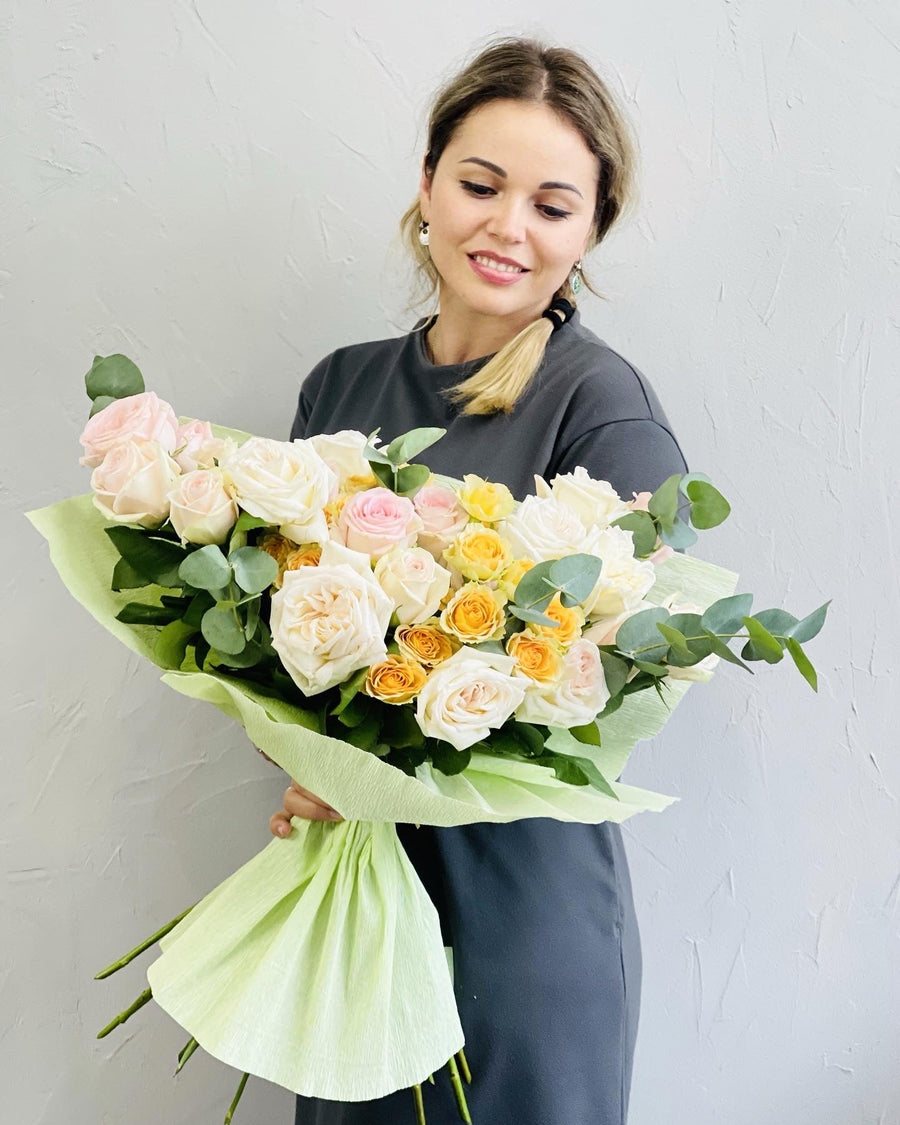 Mixed rose bouquet Inspiration - DJ flowers