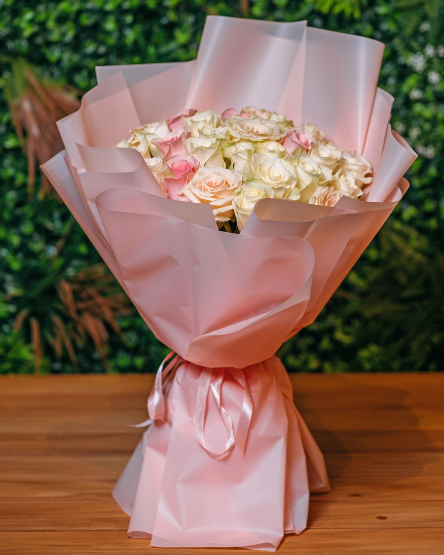Mixed rose bouquet Pure care - DJ flowers