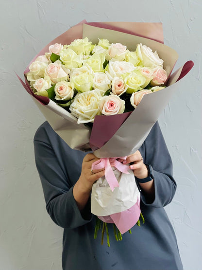 Mixed rose bouquet Pure care - DJ flowers