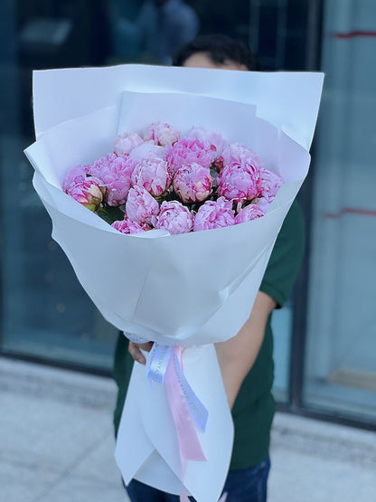 Mono bouquet Sarah Bernhardt - DJ flowers