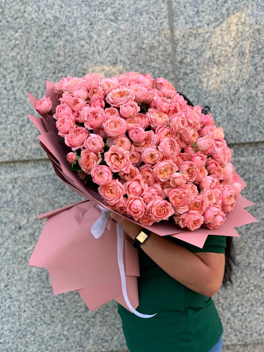 Monobouquet of spray roses Julietta Glowbloom - DJ flowers