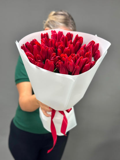 Monobouquet of tulips Spring Ember - DJ flowers