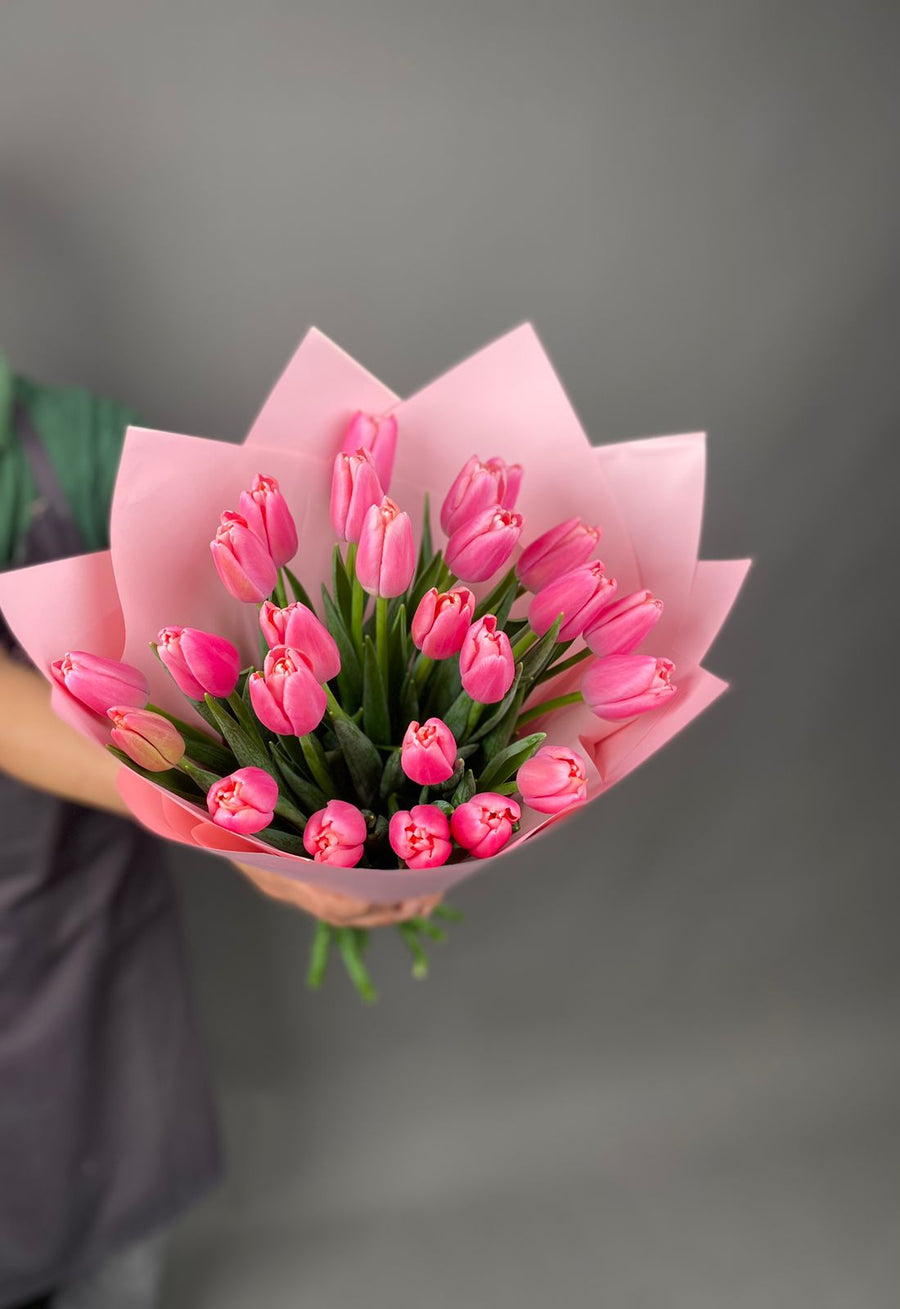 Monobouquet of tulips Spring Fable - DJ flowers