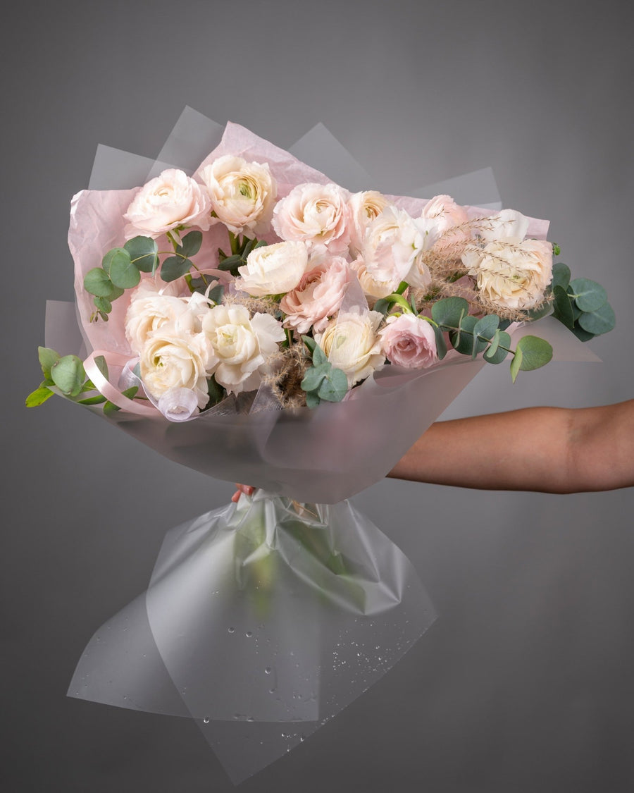 Monobouquet Symphony in Ranunculus - DJ flowers