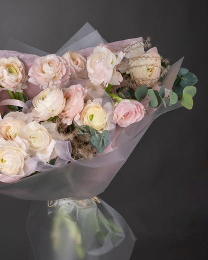 Monobouquet Symphony in Ranunculus - DJ flowers