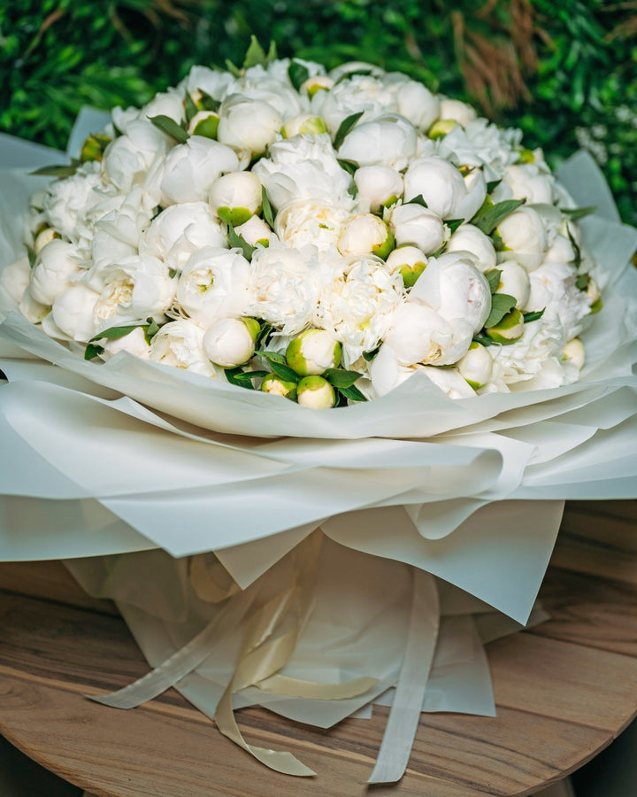 Букет пионов White peony love