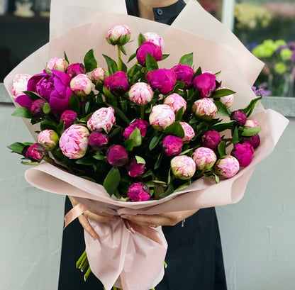Букет пионов Peony mix