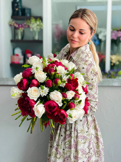 Peony bouquets Peony with O’hara rose - DJ flowers