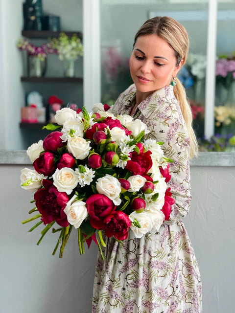 Peony bouquets Peony with O’hara rose - DJ flowers