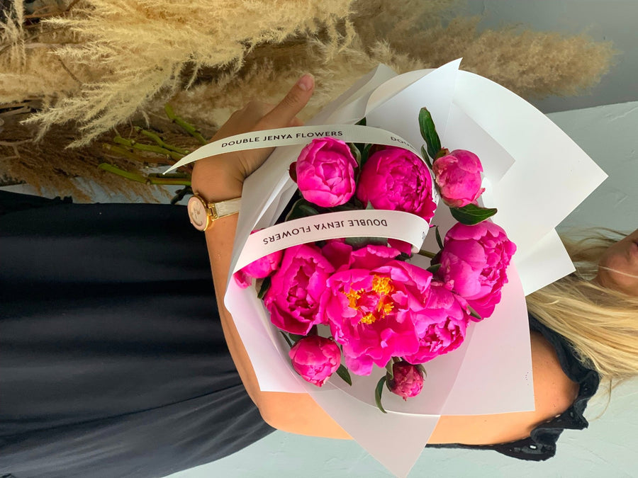 Peony monobouquet Sprig - DJ flowers
