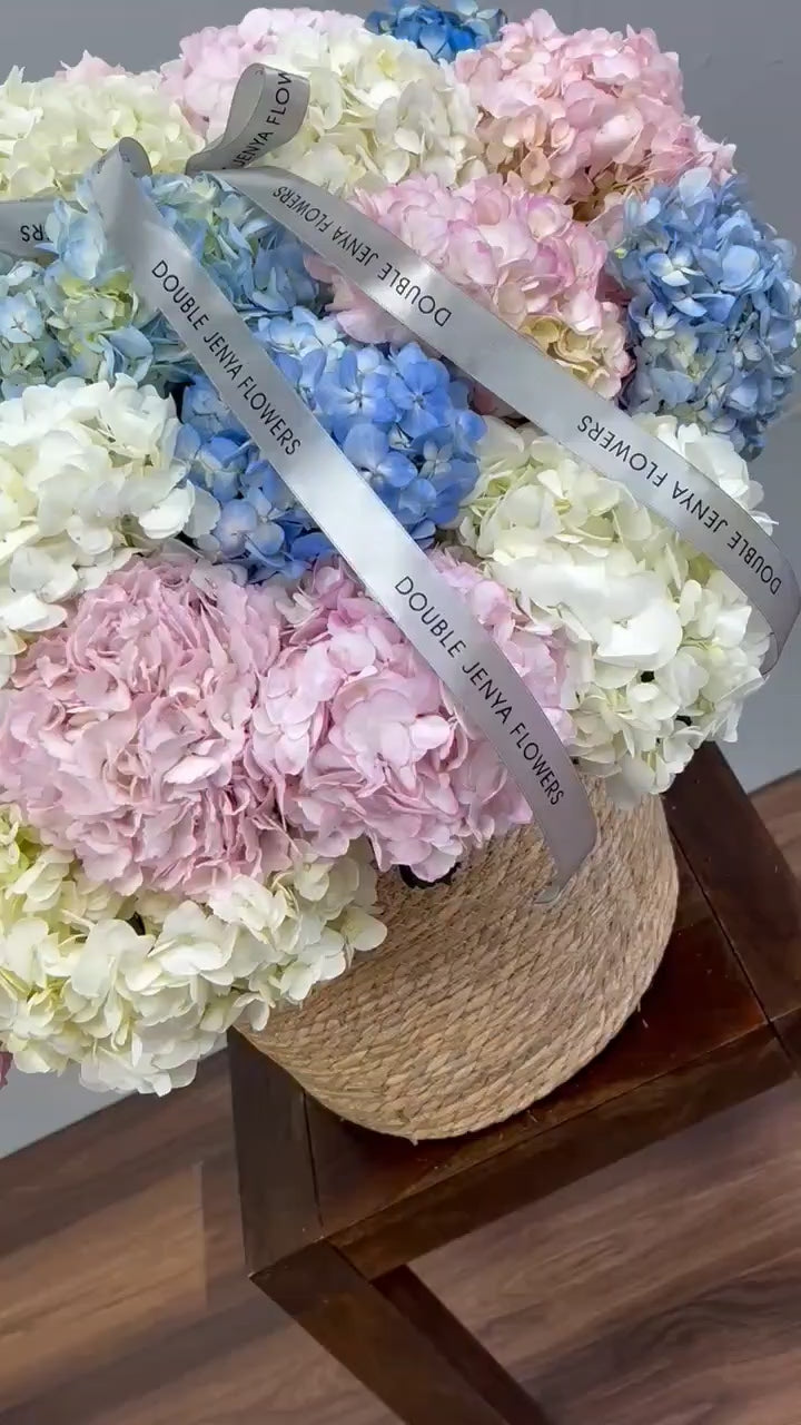Basket arrangement Dreamland product video