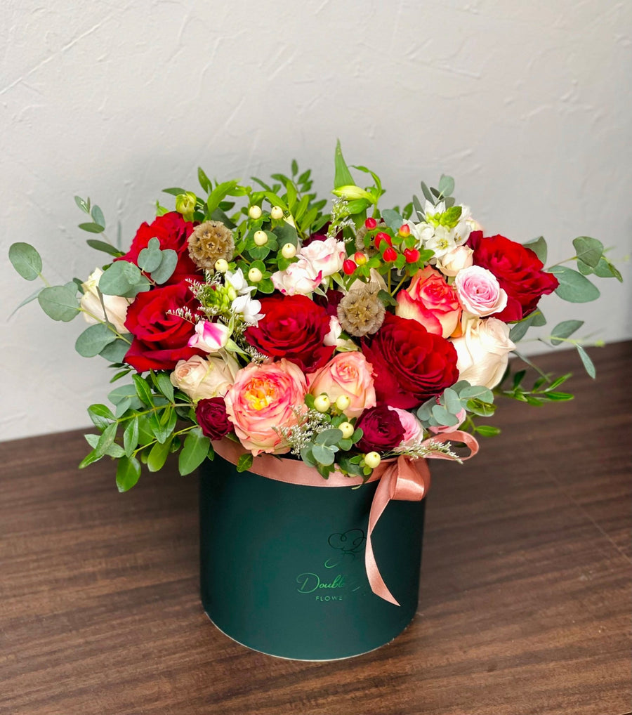 Pure beauty box arrangement - DJ flowers