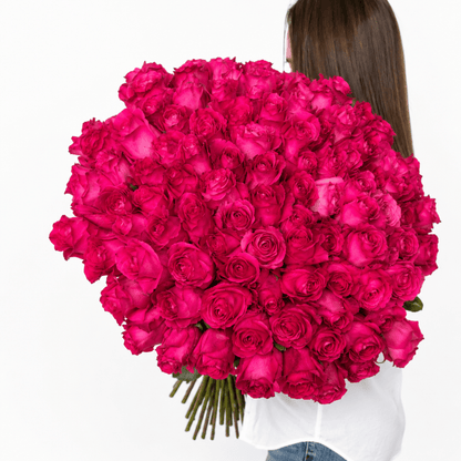 Rose bouquet in vivid pink, Saint Louise - DJ flowers
