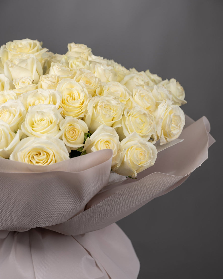 Rose bouquet Snowy Serenity - DJ flowers