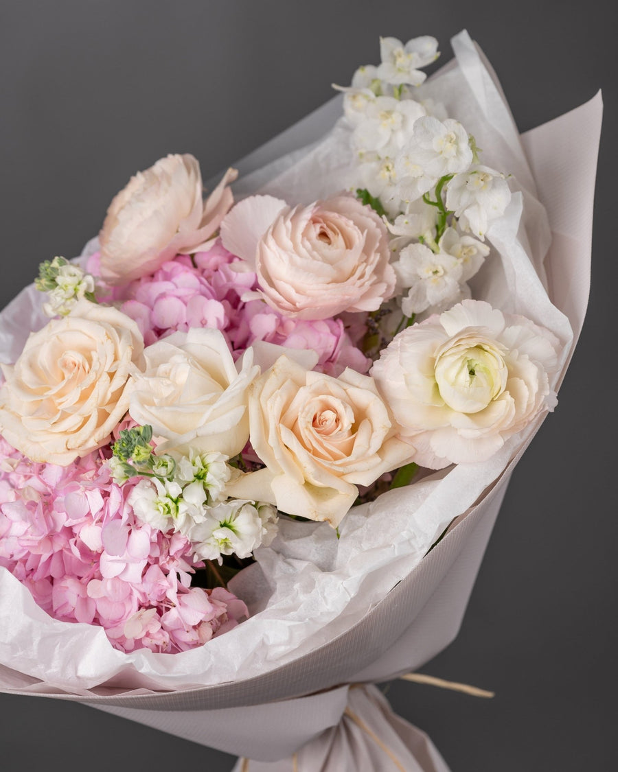 Signature bouquet Balance and Harmony - DJ flowers